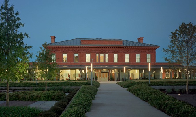 Downtown Little Rock Hotel | Courtyard by Marriott Little Rock Downtown