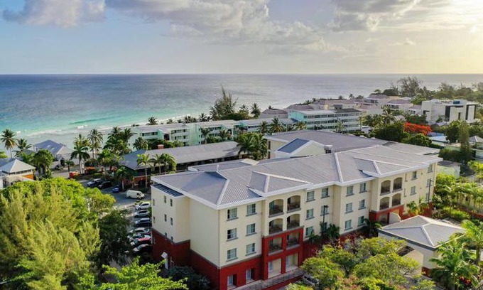 Hastings Hotel | Courtyard by Marriott Bridgetown Barbados