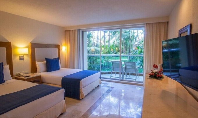 Cozumel Hotel | Cozumel Beach-Front Studio w Pool Acces for Romantic Getaway