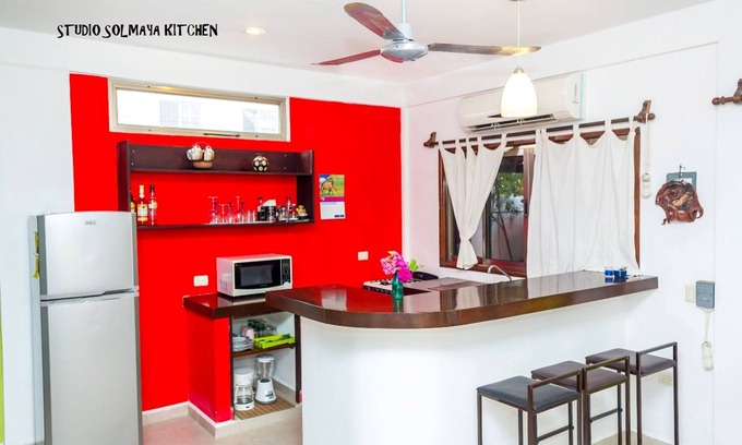 Cozumel Apartment | Cozumel, Mexico. Studio Sol Maya. Close to beaches, shopping, diving & dining.