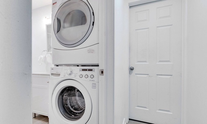 Ahuntsic-Cartierville Apartment | Cozy 1 Bdr apartment newly renovated, close to services, highways and transport.