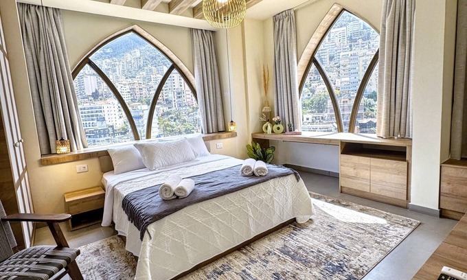 Jounieh Apartment | Cozy 1-bedroom apartment in superb Jounieh -J701