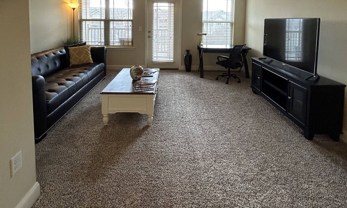Brown Road Apartment | Cozy 1-bedroom apartment in marvelous Charlotte with AC, WiFi