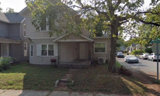 Fort Wayne House | Cozy 1-bedroom house in enjoyable Fort Wayne with WiFi, AC