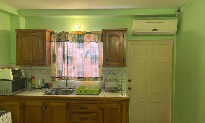 Bon Accord Village House | Cozy 1-bedroom studio apartment in pleasant Bon Accord with WiFi, AC