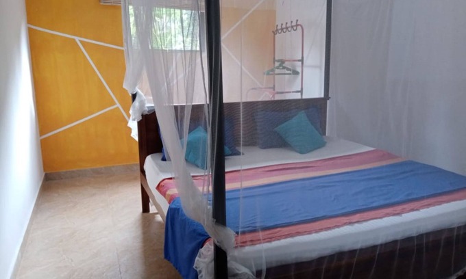 Unawatuna Villa | Cozy 1-bedroom villa in charming Unawatuna with AC, WiFi