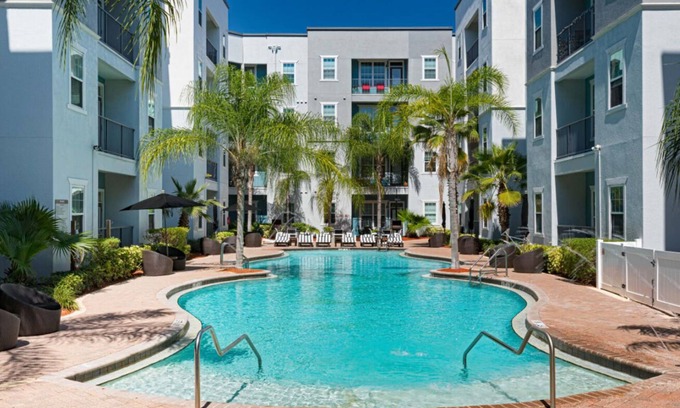 University Apartment | Cozy 1-bedroom with AC, WiFi in enjoyable Tampa