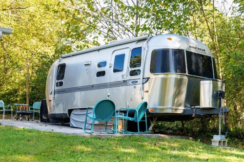 Franklin Apartment | Cozy 1BR Airstream near Leipers Fork - Sleeps 3