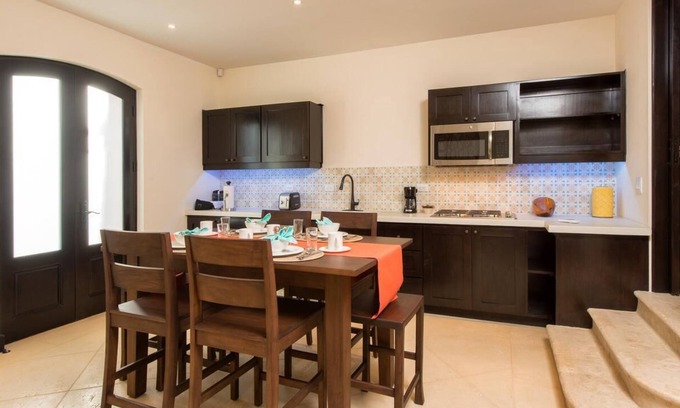 Las Catalinas Apartment | Cozy 1BR + sofa bed, steps from beach