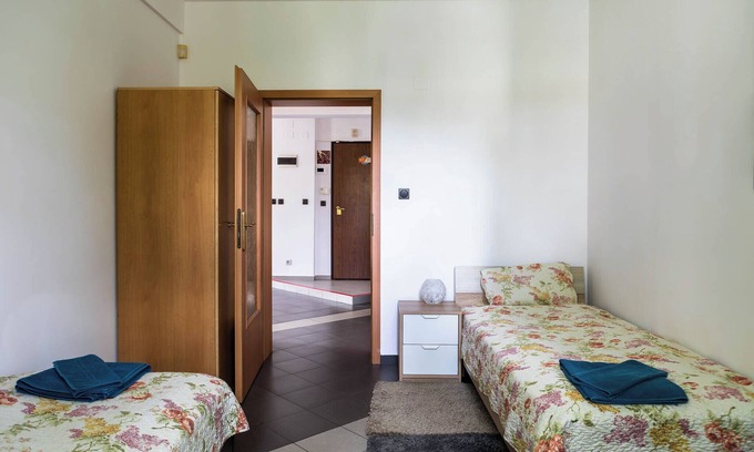 Sofia City Center Apartment | Cozy 2-bedroom apartment in awesome Sofia with AC, WiFi