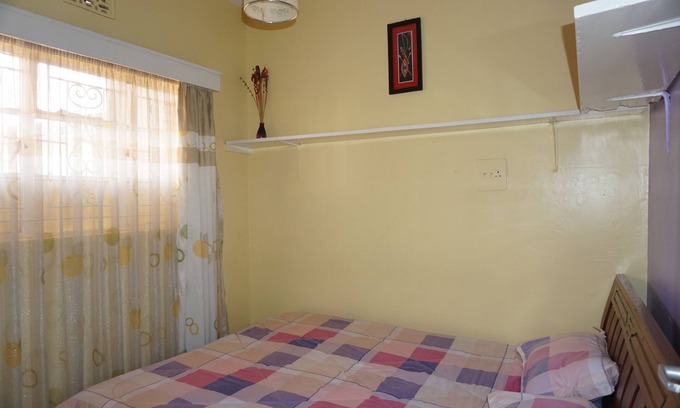 Parklands Apartment | Cozy 2 Bedroom flat conveniently located!