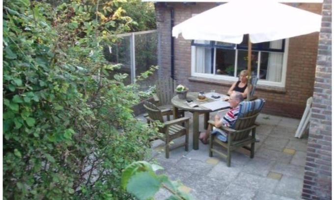 Zoutelande House | cozy 2-person holiday home right on the beach