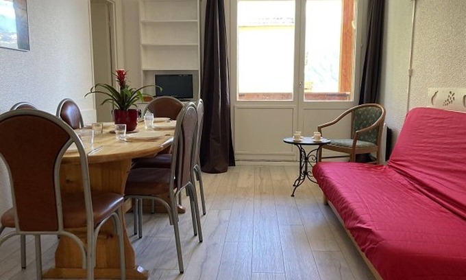 Orcieres-Merlette Apartment | Cozy 2-Room Apt for 6 with WiFi, Near Ski Slopes & Amenities