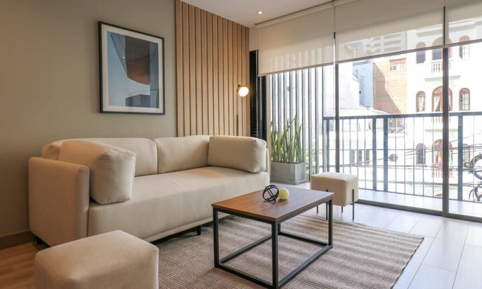 Petit Jean Ocharan Apartment | Cozy 2BR with Balcony in the Heart of Miraflores