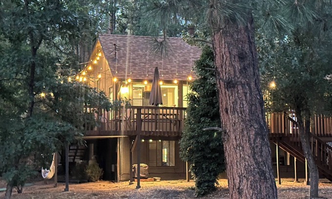 Groom Creek Cabin | Cozy 4-bedroom cabin in charming Prescott pines, minutes to Goldwater Lake