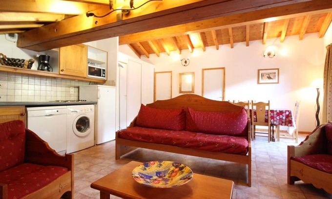 Lanslevillard Apartment | Cozy 7-Person Apartment at Village Center, Near Slopes - Val Cenis