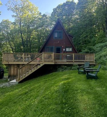 Killington Ski Chalet | Cozy A-Frame Cabin Nestled In The Trees, Hot Tub