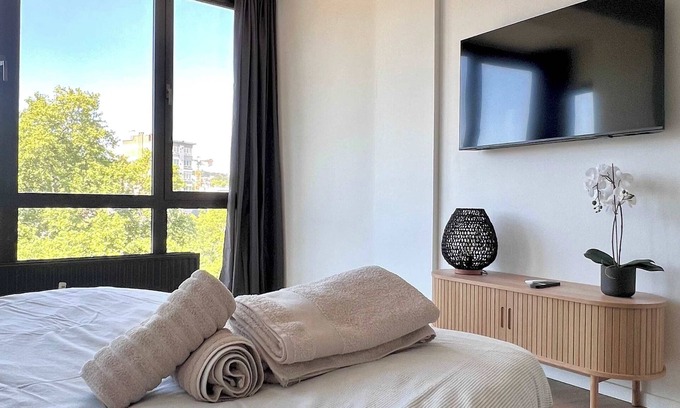 Liege Apartment | Cozy and fully equipped in the center of Liege 4 guests