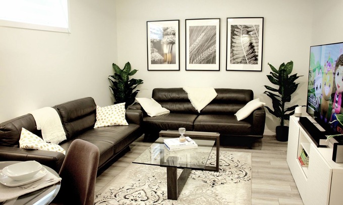 Southeast Calgary House | Cozy and Luxurious suite in Lake Community of Mahogany