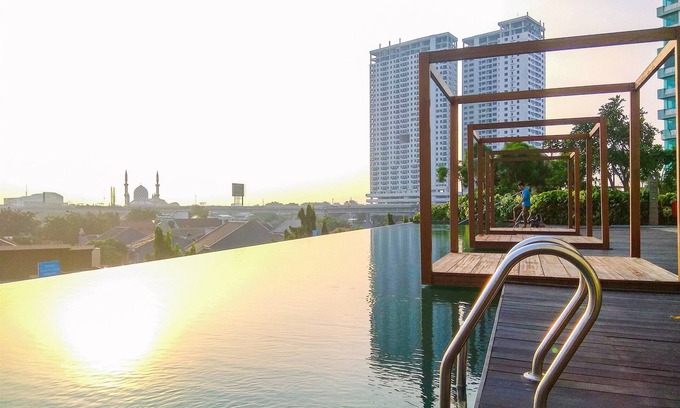 Pekayon Jaya Apartment | Cozy and Well Furnished Studio Grand Kamala Lagoon Apartment