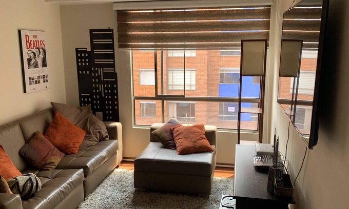 Bogota Apartment | Cozy and Well Located Appartment on El Dorado Avenue