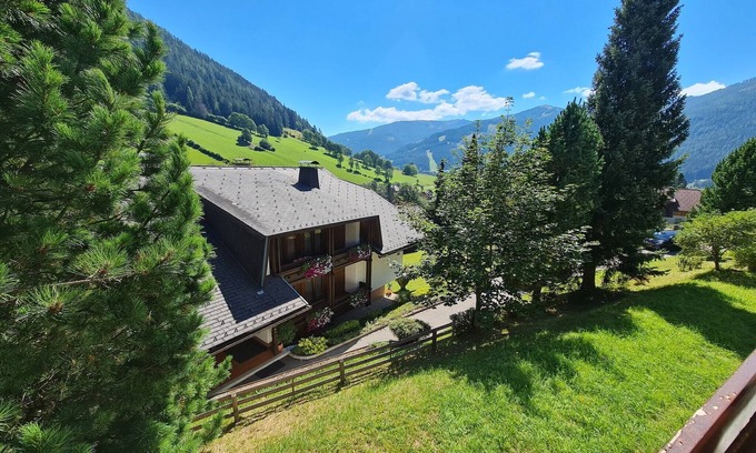 Untertschern Apartment | Cozy Apartment with mountain view