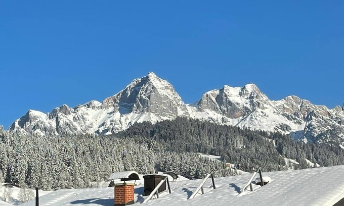 Maria Alm am Steinernen Meer Apartment | Cozy apartment "Hansl" directly in the ski u. Hiking area, swimming pool + sauna