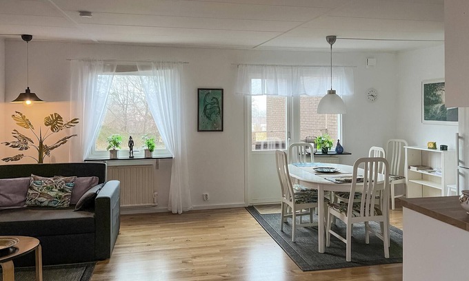 Billdal Apartment | Cozy apartment in Billdal with WiFi