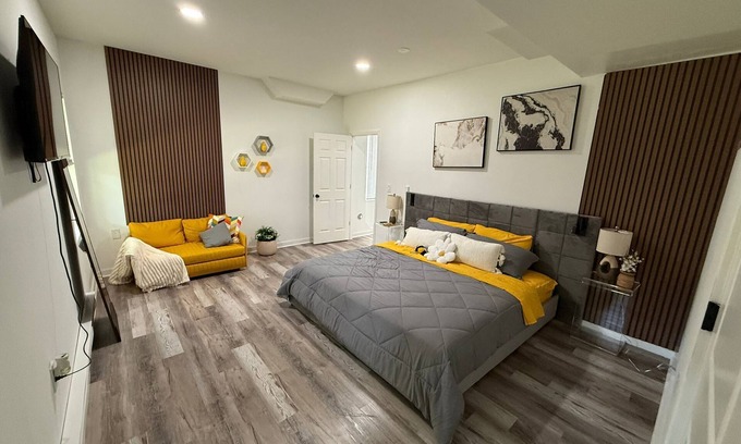 Elizabeth Apartment | Cozy Apartment in Elizabeth near NYC and EWR