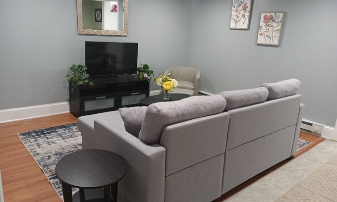 Mahanoy City House | Cozy apartment in Mahanoy City, PA - near Locust Lake, Hazleton and Pottsville
