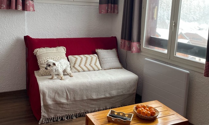Les Deux Alpes Apartment | Cozy apartment with view at the foot of the slopes.