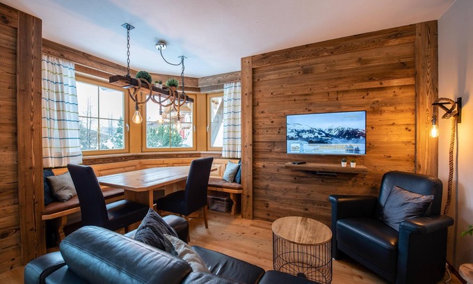 Hochkrimml Apartment | Cozy apartment with mountain views and close to the slopes