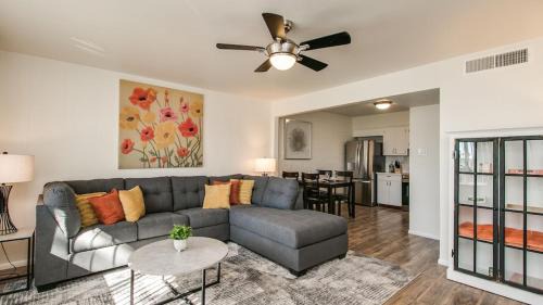 Arcadia Lite House | Cozy Arcadia Hideaway wCharm & Style