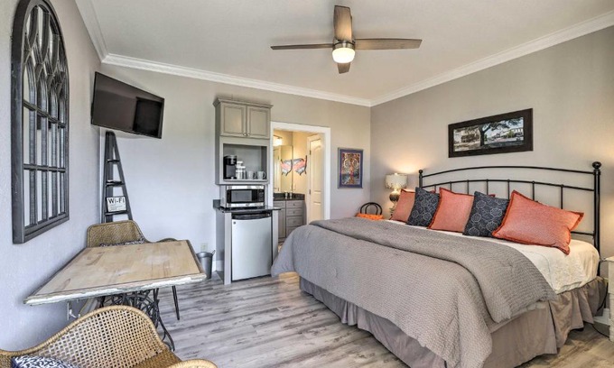 Auburn Apartment | Cozy Auburn Studio Less Than 1 Mile to University!