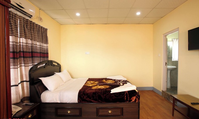 Kathmandu Bed & Breakfast | Cozy B&B with 1 bedroom and WiFi, AC in fantastic Kathmandu