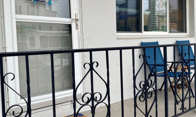 Sea Isle City Condo | Cozy beach condo just one block from the beach. Walk to restaurants and parks.