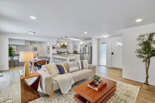 Alderwood Manor House | Cozy Bothell Rambler with Office Game room bar and XL Fenced Yard