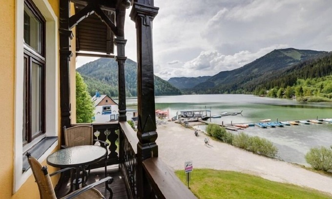 Sankt Sebastian Apartment | Cozy, bright vacation apartment (65sqm) with balcony and view of Lake Erlaufsee