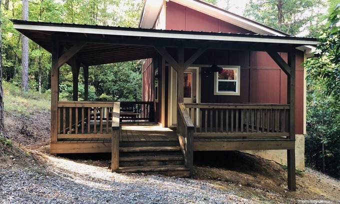 Sautee Nacoochee Cabin | Cozy Cabin for 2 - One of a Kind