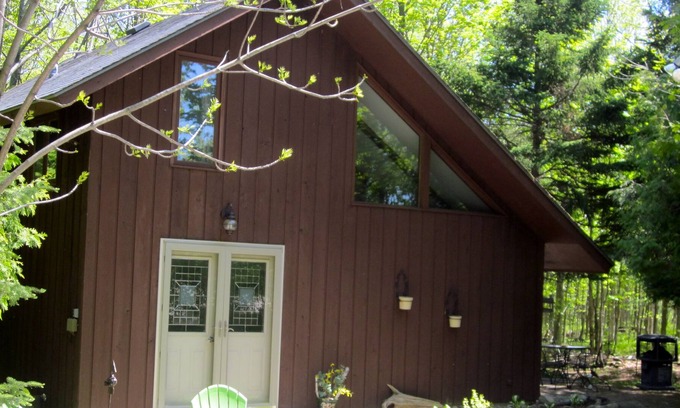 Fish Creek Cabin | Cozy Cabin in the Woods: Between Fish Creek and Ephraim-- Perfect Location!