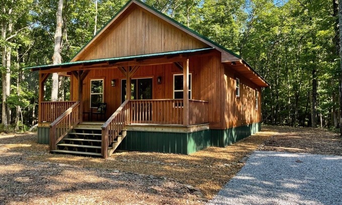 Cooleys Rift Cabin | Cozy Cabin on 5 wooden acres in Cooley's Rift