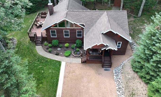 Harshaw Cabin | Cozy Cabin Secluded in the Woods. Wildlife Abundant. Not a neighbor in sight!