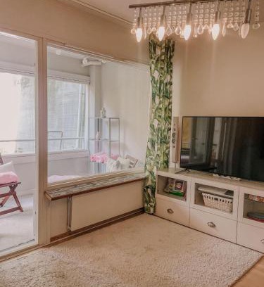Punavuori Apartment | Cozy Central Up to 5 people