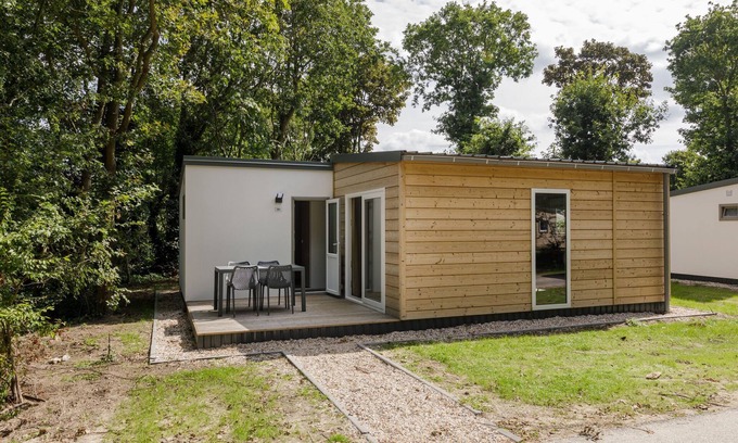 Ockenburgh Ski Chalet | Cozy Chalet Close to the Beach