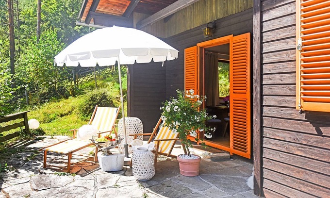 Molln Ski Chalet | Cozy Chalet in Molln with Garden