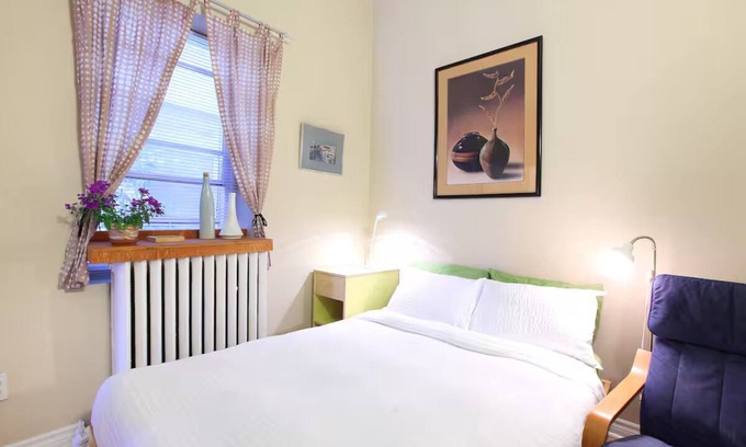 The Junction Apartment | Cozy & Clean Studio in the Junction