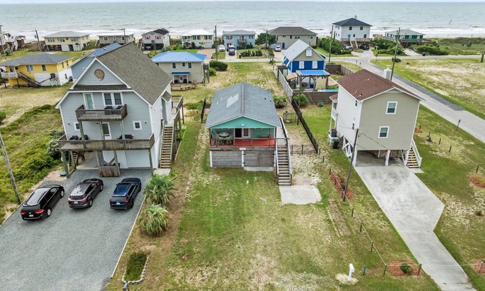 Ocean City Beach House | Cozy Coastal Cottage #197 Remodeled, dog friendly, ping-pong, tiki bar!