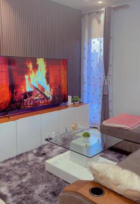 Kampala Apartment | cozy comet cabin