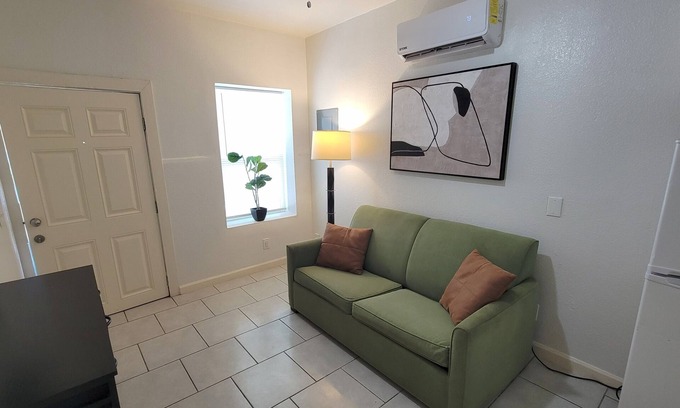 Segundo Barrio Apartment | Cozy & Comfy Down Town El Paso