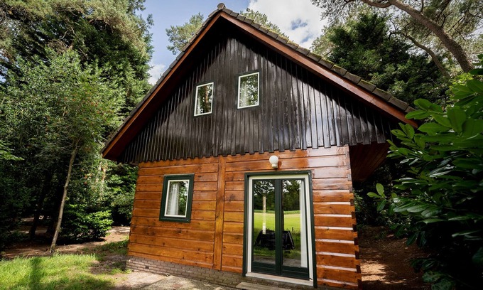 Municipality of Soest House | Cozy detached vacation home on meadow with private parking
